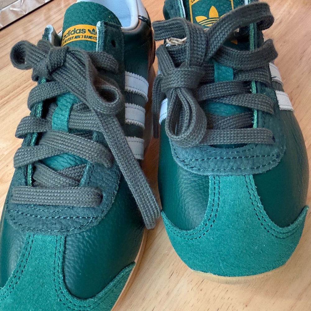 Adidas Country OG Retro Forest Green with 3 White Stripes Sneakers - Picture 3 of 9
